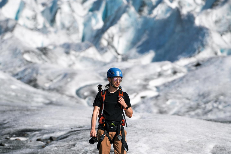 Jökulsárlón: Glacier Hike, Ice Cave, and Photoshoot Package Iceland: Winter Glacier Hike + Ice Cave