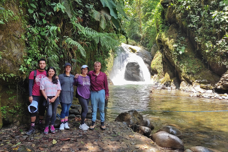 Mindo: &quot;Birds, Chocolate/Coffee and waterfalls&quot;