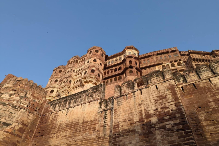 Private 6-Day Golden Triangle & Udaipur Luxury Tour Car + Guide + Monuments Tickets + 3 Star Accommodation