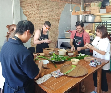 Aula de culinária no terraço em Banguecoque é imperdível
