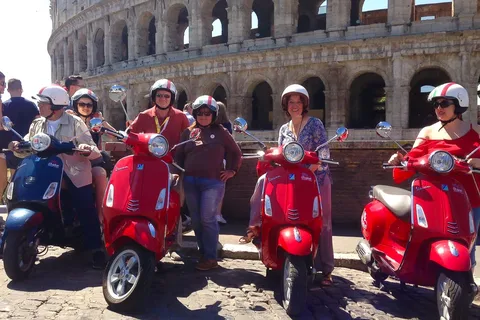 Aluguer de Vespa primavera 24 horas em Roma