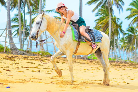 Aventure équestre sur la plage et dans la forêt de Macao