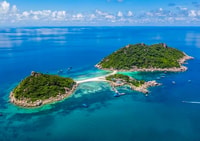 Tour privado de Longtail en Koh Tao y Nang Yuan con snorkel - Housity