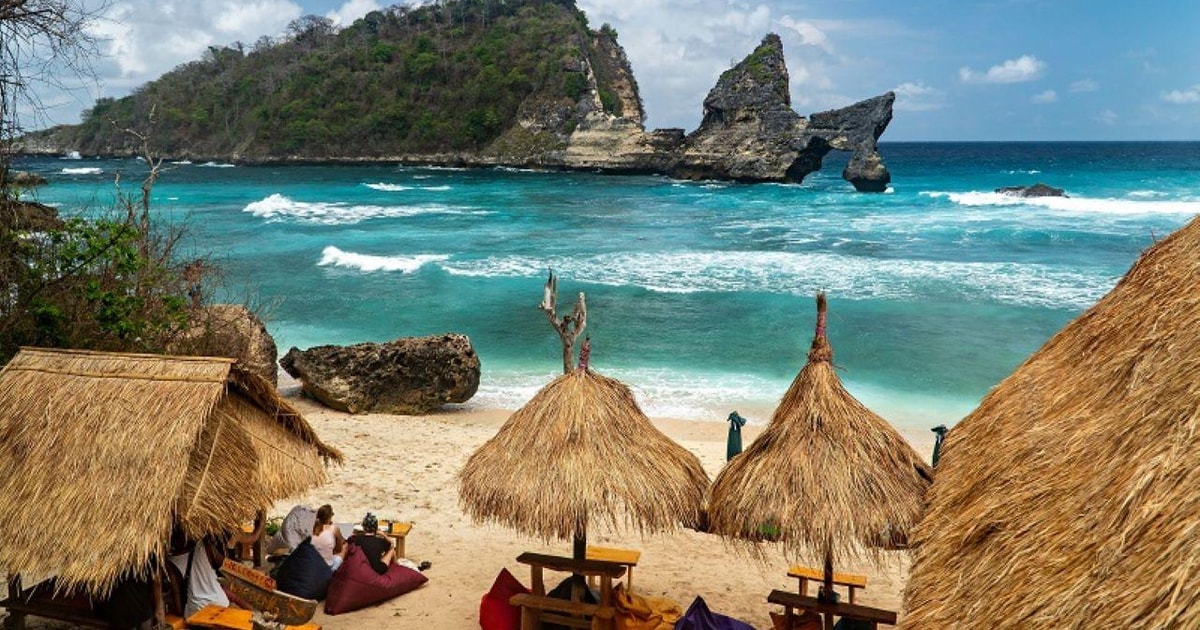 Discover the Enchanting Beauty of East Nusa Penida Tour | GetYourGuide