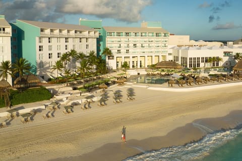 Private Shuttle CUN Airport to The Westin Resort & Spa