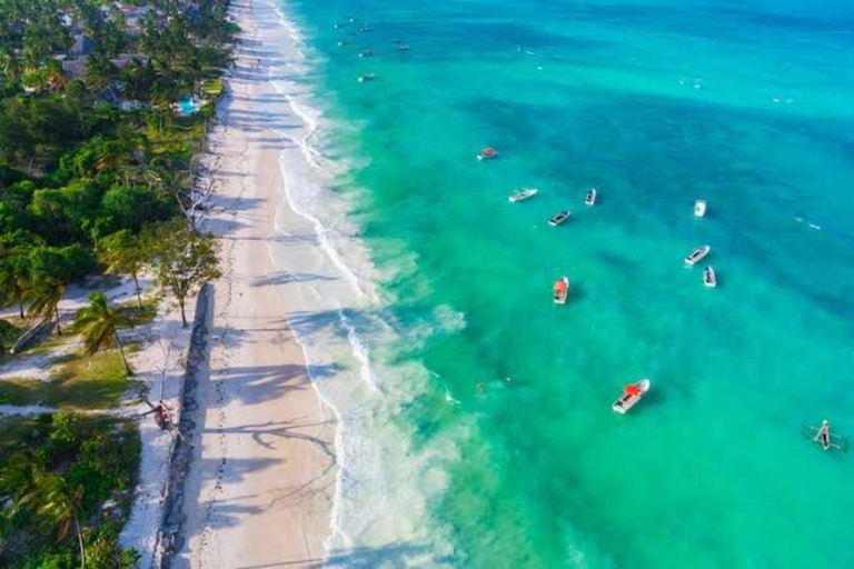 Zanzibar: Dagtrip naar het strand aan de zuidkust met bezoek aan de grot van Salaam