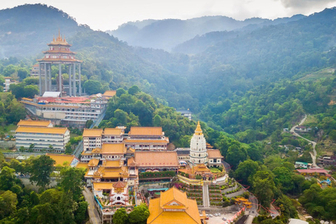 Penang: Private Highlights Tour with Temples, Hill & Gardens