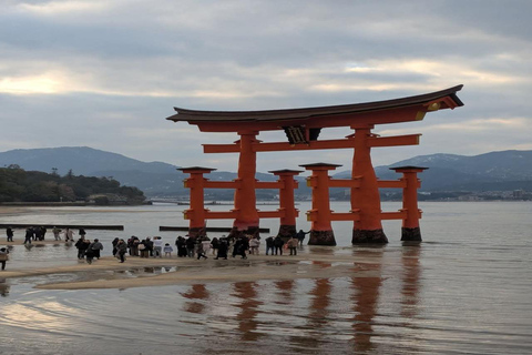 From Osaka/Kyoto: Hiroshima and Miyajima Private Custom Tour