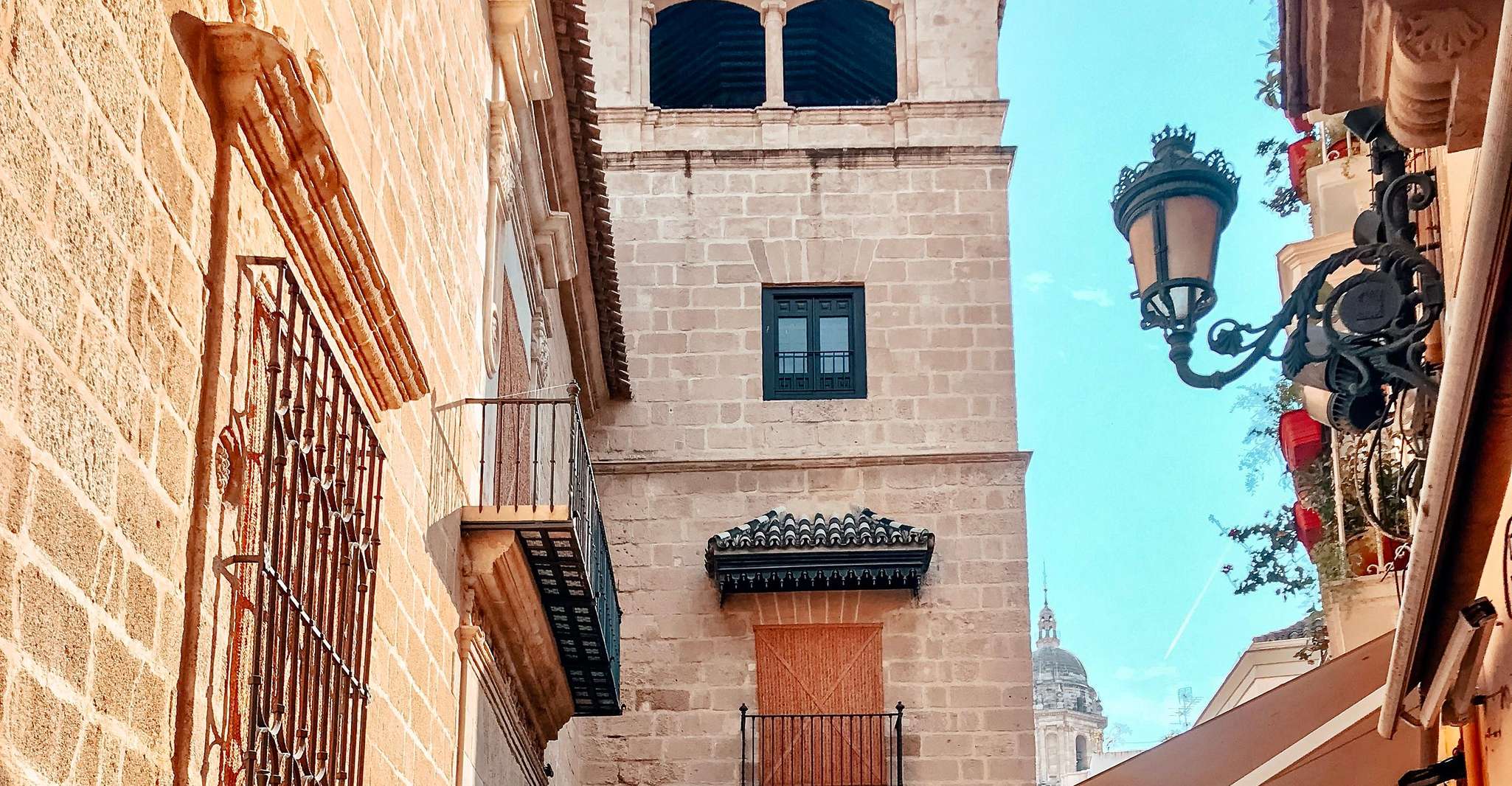 Visita completa de Málaga con Guías Locales y Tickets incluidos - Hizvo