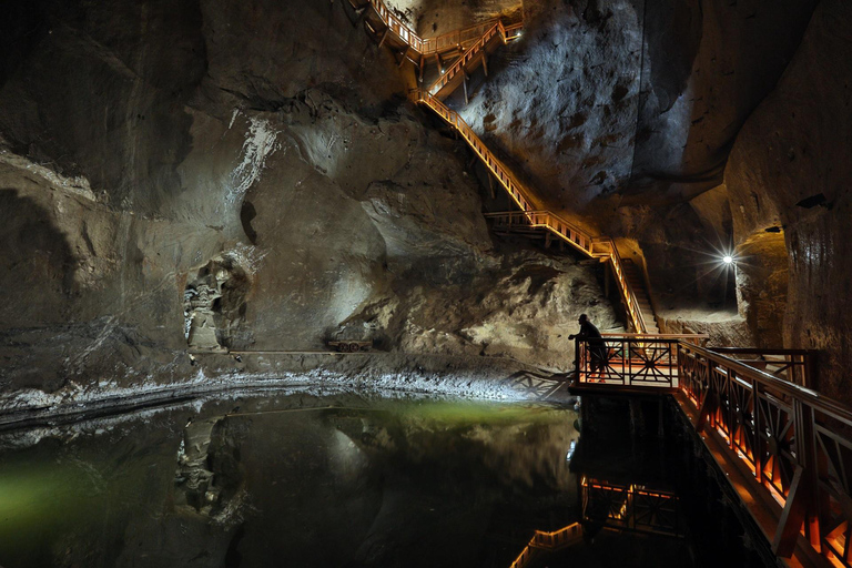 From Zakopane: Wieliczka Salt Mine & Krakow Day Trip from Zakopane: Wieliczka Salt Mine & Krakow Day Trip