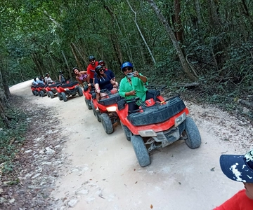 Parque de Aventura con Vehículos Todo Terreno, Tirolinas y Cenote