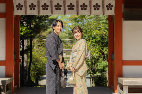 Kanazawa: Private Tour with Photographer and Photoshoot Kanazawa: Private Tour with Photographer - Half Day