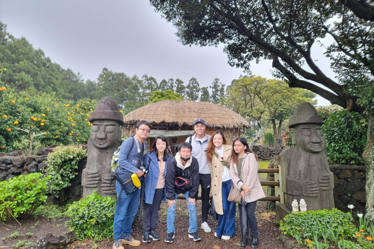 Jeju EAST Course: excursão de ônibus pela UNESCO (Seongsan-ilchulbong)Curso Jeju EAST: excursão de ônibus da UNESCO