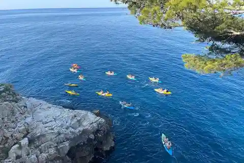 Pula: Morning kayak tour - wake up tour