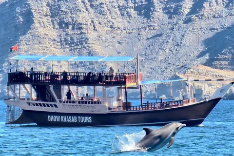 Khasab: Dhow Cruise with Lunch, Dolphin Watching& Snorkeling