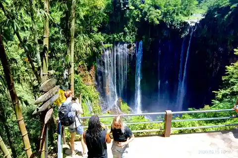 From Malang: Tumpak Sewu & Bromo Tour