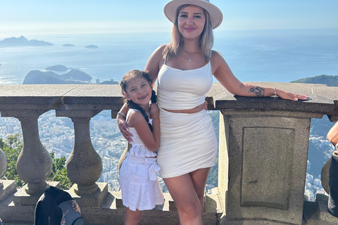 Sesja fotograficzna lub filmowanie z dronem w Rio de JaneiroSesja zdjęciowa lub filmowanie z użyciem drona w Rio de Janeiro