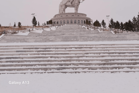 Dagtocht naar het Chinggis Khaan standbeeldencomplex en de Schildpaddenrots