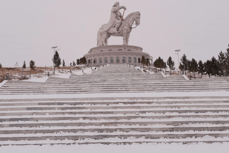 Tagestour zum Chinggis Khaan Statuenkomplex und Turtle Rock