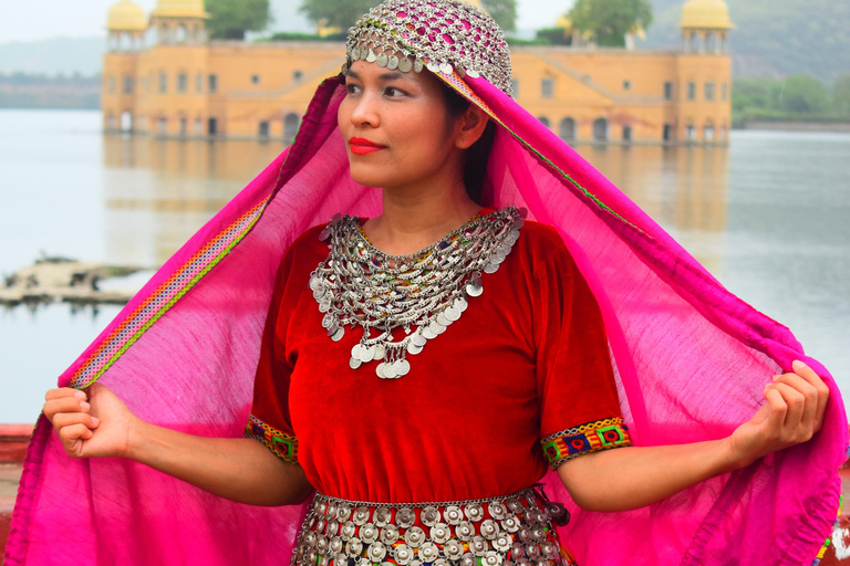 Jaipur: Private Guided Day Tour with Palaces & Hidden Gems Car + Guide Package