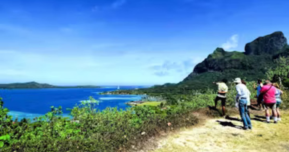 Bora Bora: 4WD History & Culture Tour | GetYourGuide