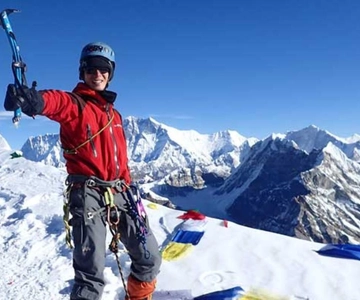 Nepal: Guided 30-day climbing trip - Mera, Island & Lobuche