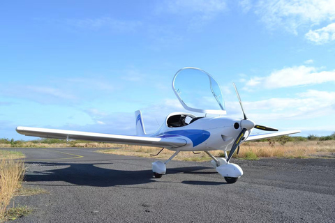 Reunion: Microlight Flight in Saint-Paul with Cirque de Mafate and Piton Maïdo