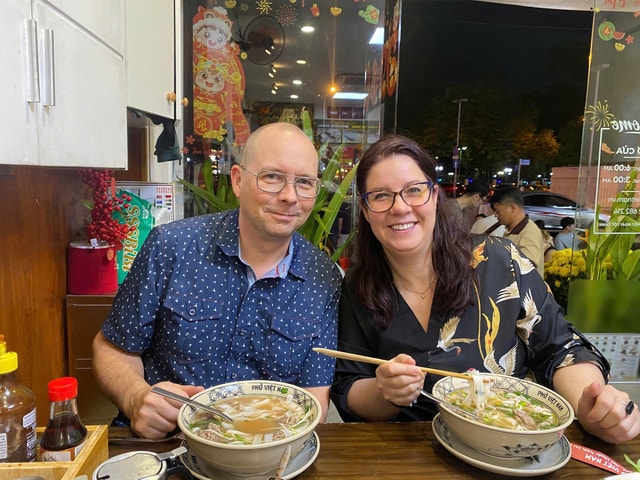 Can Tho: Guided Food Tasting & Sightseeing Scooter Tour
