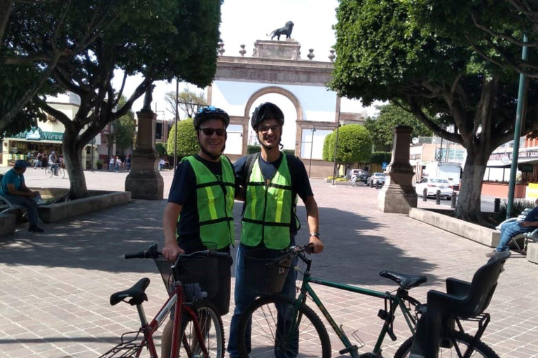 Leon: City Highlights Bike Tour