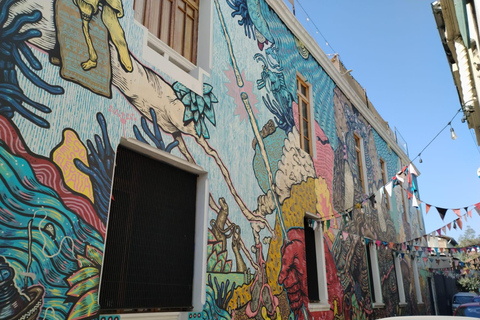 Santiago: Yungay, minnen, konst och rundvandring i stadsdelen