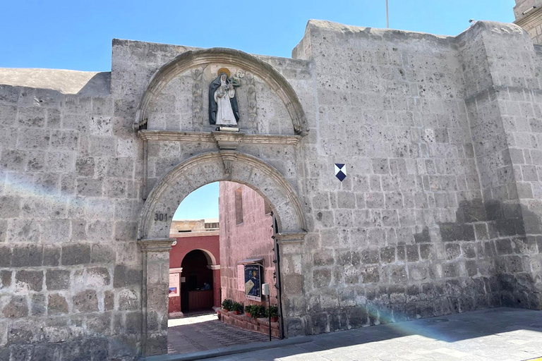 Esplora Arequipa+il Monastero di Santa Catalina con un tour guidato