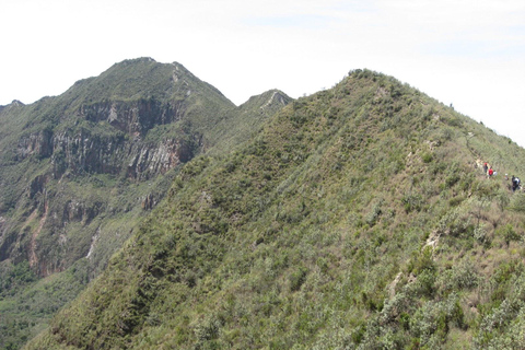 Nairobi: wycieczka 1-dniowa rowerowa i piesza na górę LongonotWycieczka piesza i rowerowa na górę Longonot z piknikiem