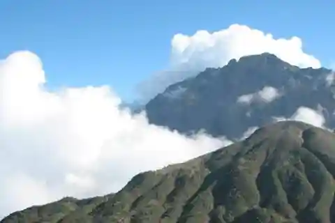 Experimenta o nosso Top Best Kilimanjaro Day Hiking Machame Route