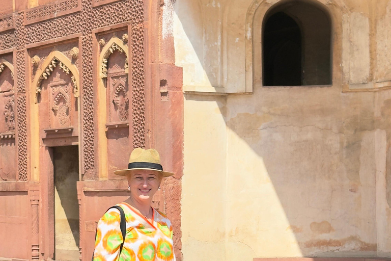 Delhi: Taj Mahal Sunrise & Agra Private Tour with Guide Car + Tour Guide only