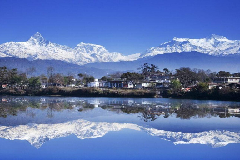 Kathmandu: Explore Pokhara em um tour particular de luxo de 4 dias