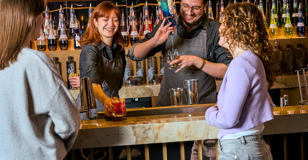 Afbeelding 5 van Amsterdam: Bols Cocktail Experience Toegangsbewijs