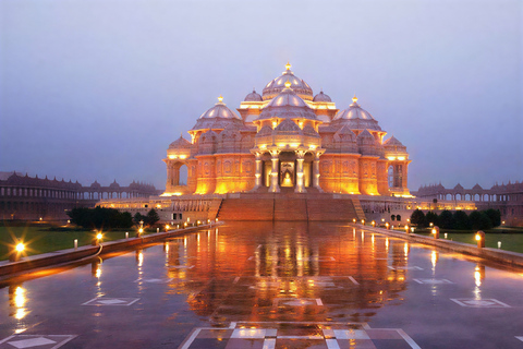 Delhi: tour espiritual de 4 religiones y espectáculo de agua de AkshardhamTour privado (coche + guía)