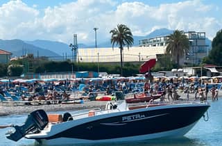 Palermo: Gemeinsame Bootstour mit Snack und Schnorcheln