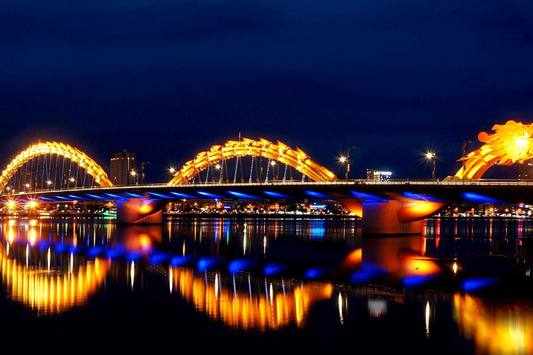 Tour noturno particular em Da Nang: Mercado, passeios turísticos e cruzeiro