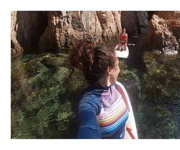 Tossa de Mar: Begeleide route in peddelsurfen&baaien en grotten