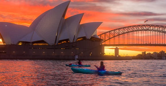 Sydney: Harbour Sunrise Kayak Tour