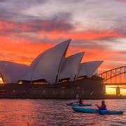 Sydney: Harbour Sunrise Kayak Tour