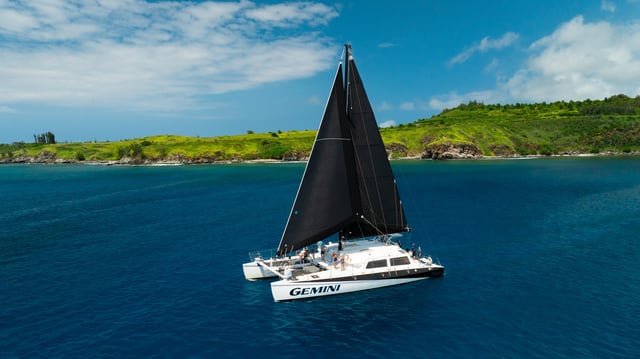Maui: Snorkeling and Sailing Adventure with Buffet Lunch