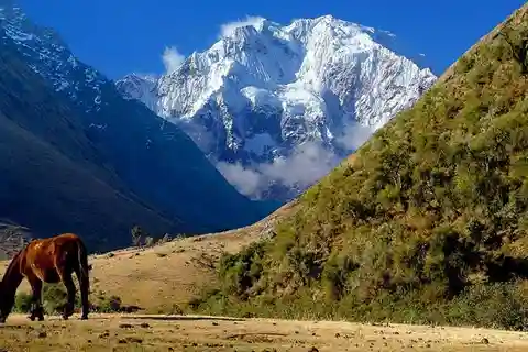 Salkantay Trekking to Machu Picchu + Lake Humantay 4D and 3N