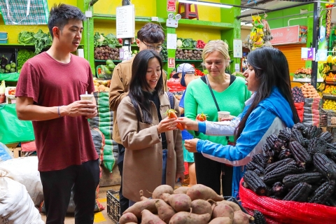 Lima: Mercados Locales e Historia de la Comida (Food Tour)Mercados Locales + Historia de la Alimentación (Recorrido gastronómico)