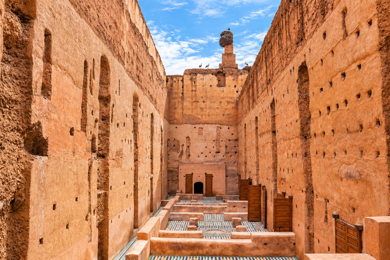 Marrakech: Medina, Palaces, Souks & Evening Carriage Ride Medina Discovery, Evening Carriage & Moroccan Dinner