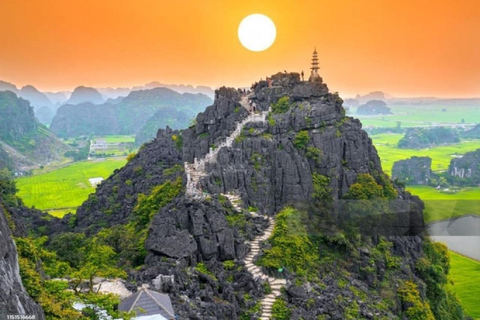 Tour en bateau de Trang An, pagode de Bai Dinh et visite d&#039;une journée de la grotte de Mua