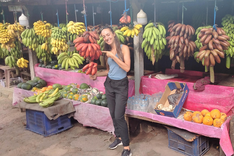 Kandy: Guided City Tour with Boat Ride & Tuk-Tuk Ride