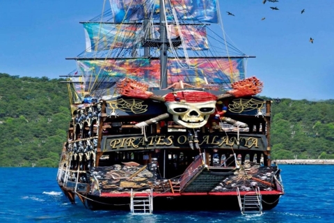Alanya: Pirates of Alanya Boat Tour with Lunch and Drinks