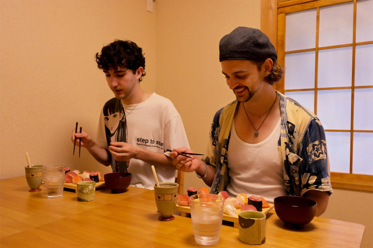Kyoto: Authentic Sushi Making Experience